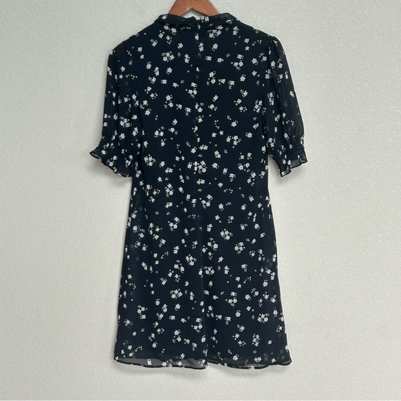 DKNY Black Dress with White and Yellow Floral Print Tie Neck Women’s Size 4 - Picture 2 of 5